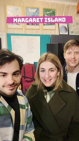 MARGARET ISLAND X KÖLTÉSZET NAPJA