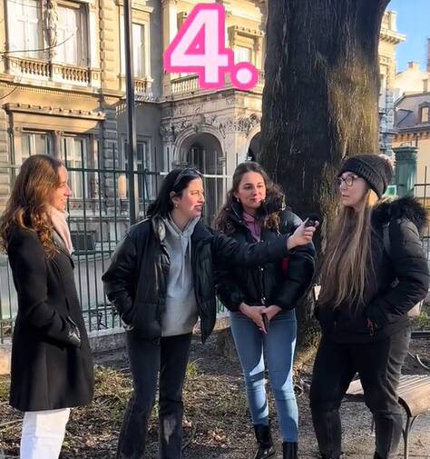 KÍNOS FELSZEDŐS DUMÁK