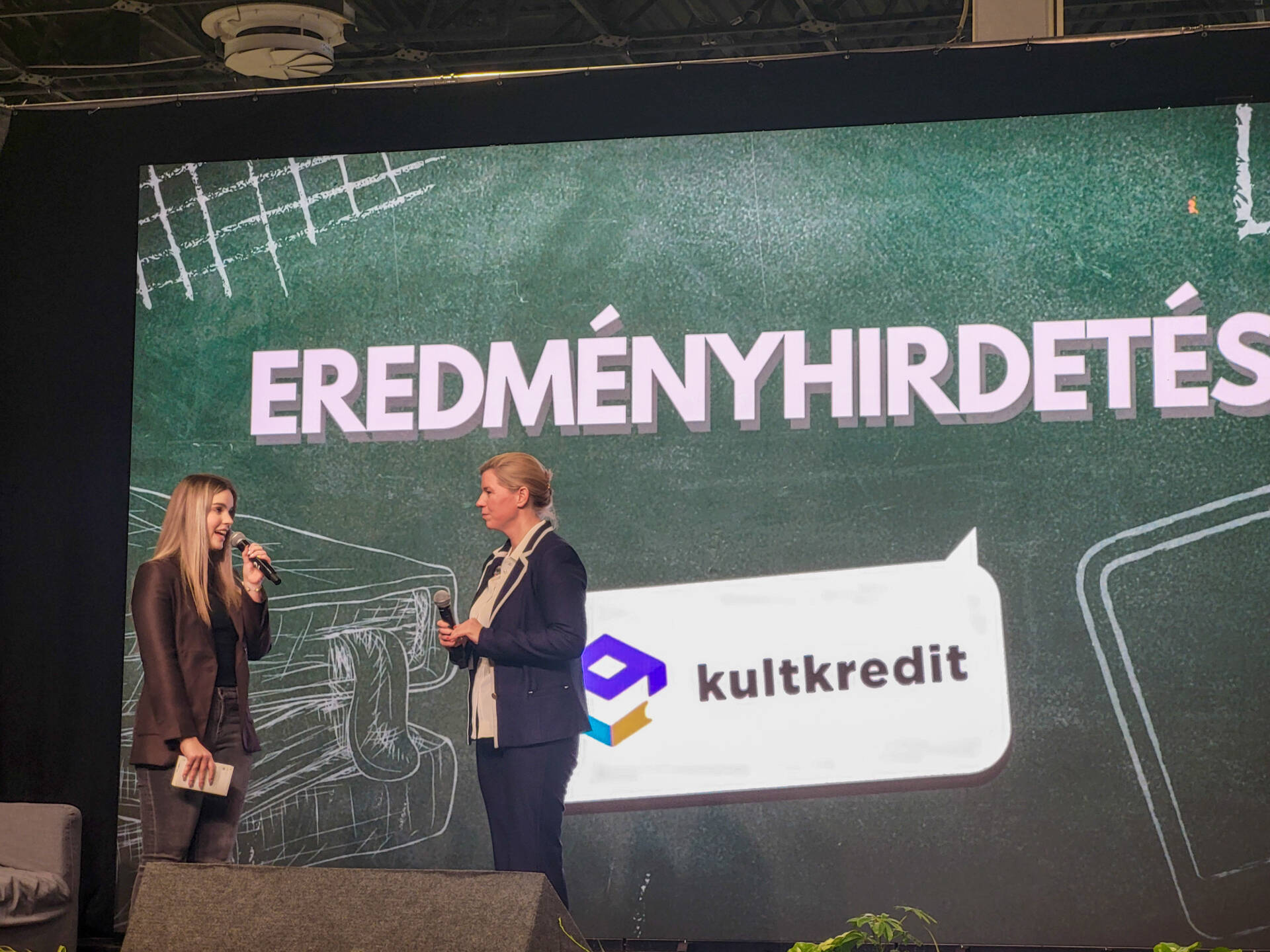 KultKredit nyereményjáték – Ünnepélyes díjátadó az Educatio Kiállításon KultKredit nyereményjáték – Ünnepélyes díjátadó az Educatio Kiállításon fotó